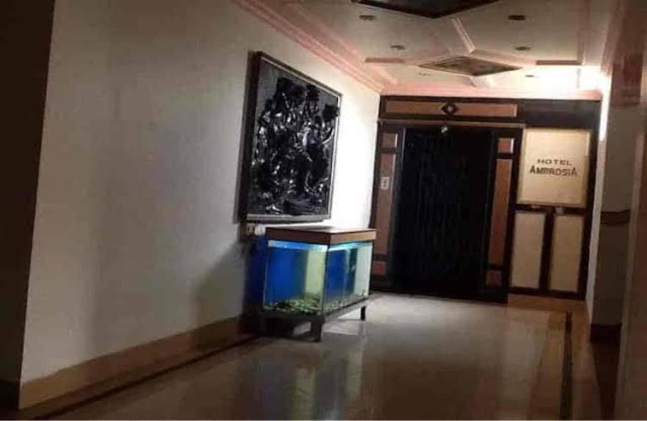 Hotel Ambrosia Kalyan Ngoại thất bức ảnh